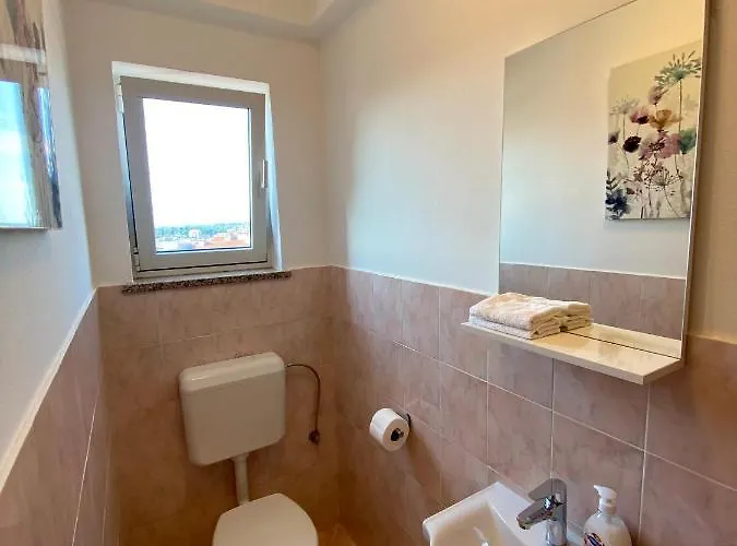 Penthouse Cityview * 풀라